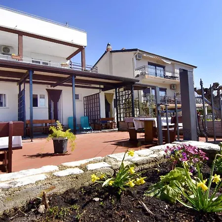 Guest house And By The Sea Zambratija, Umag - 22685 *