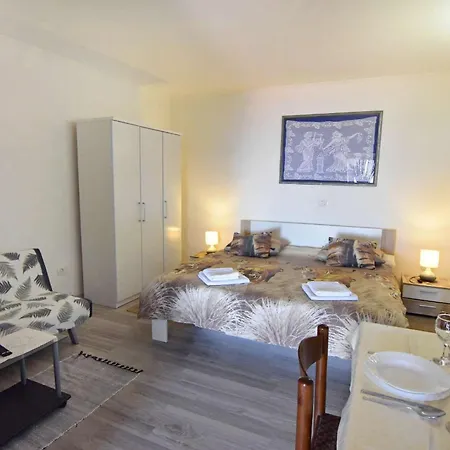 Guest house And By The Sea Zambratija, Umag - 22685 Savudrija